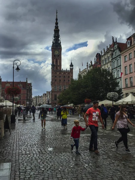 Γκντανσκ Πολωνία Σεπτεμβρίου 2018 Τουρίστες Στην Μακρά Λωρίδα Της Παλιάς — Φωτογραφία Αρχείου