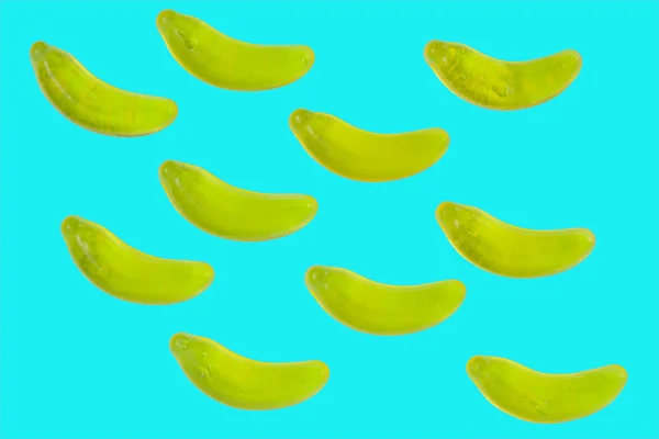 Bananowe Cukierki Galaretki Niebieskim Tle — Zdjęcie stockowe