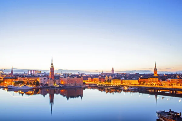 Βράδυ γραφικό πανόραμα της Στοκχόλμης, Σουηδία — Φωτογραφία Αρχείου