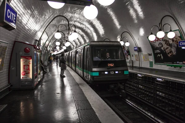 Párizsban Párizs Metro Belsőépítészet Szeptember 2016 Ban Második Legforgalmasabb Metró — Stock Fotó