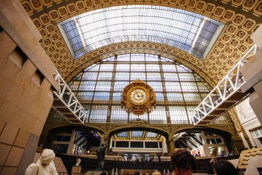 Paris, Fransa - 3 Ekim 2016: Musée d'Orsay, iç ben