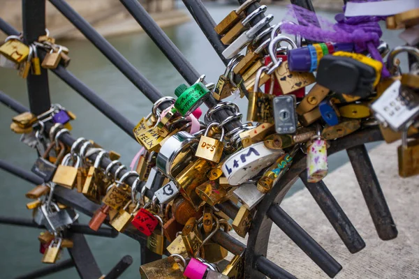 Paris Francja Października 2016 Kłódek Miłości Pont Archevche Paryżu Tysiące — Zdjęcie stockowe