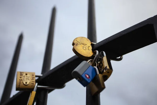 Paris Frankrijk Oktober 2016 Liefde Hangsloten Bij Pont Archevche Parijs — Stockfoto