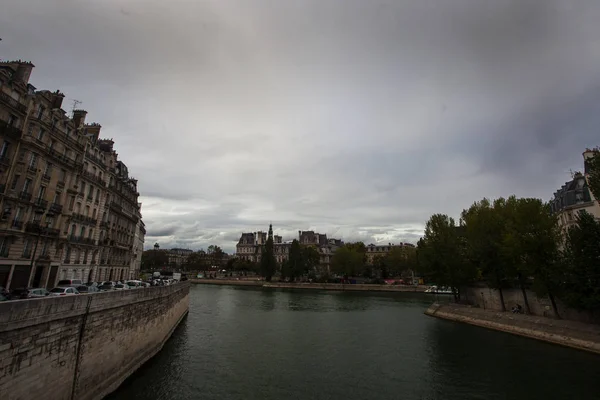 Париж Франція Жовтня 2016 Подивитися Сена Острів Cite Petit Міст — стокове фото