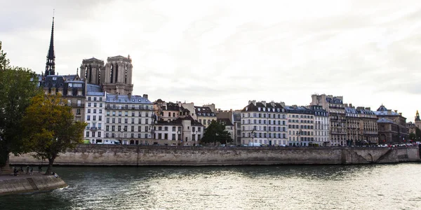 Παρίσι Γαλλία Οκτωβρίου 2016 Κοιτάξτε Στο Σηκουάνα Και Την Νήσο — Φωτογραφία Αρχείου