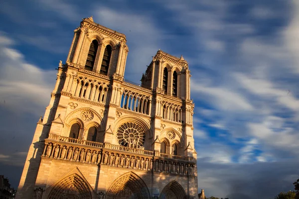 Notre Dame Katedrali — Stok fotoğraf