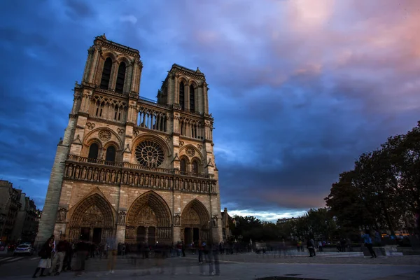 Katedra Notre Dame Zmierzchu Zachód Słońca Paryż Francja — Zdjęcie stockowe