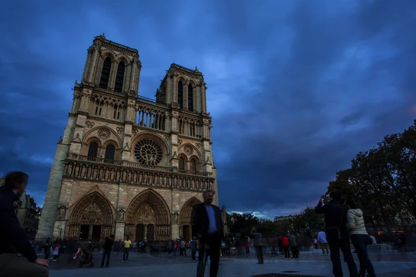 日落时分 法国巴黎的巴黎圣母院 — 图库照片