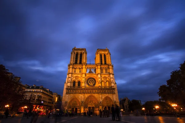 Notre Dame Nocy Paryż Francja — Zdjęcie stockowe