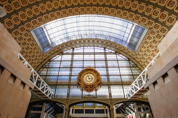 Paris, França - 3 de outubro de 2016: Interior do Musee d 'Orsay i — Fotografia de Stock