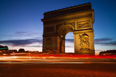 Paris - 6 Ekim 2016:: zafer takı de l Etoile (arc de triomphe). Anıt Jean Chalgrin tarafından 1806 yılında Paris, Fransa, 6 Ekim 2016 üzerinde tasarlanmıştır