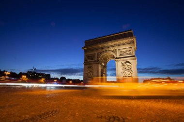 Paris - 6 Ekim 2016:: zafer takı de l Etoile (arc de triomphe). Anıt Jean Chalgrin tarafından 1806 yılında Paris, Fransa, 6 Ekim 2016 üzerinde tasarlanmıştır