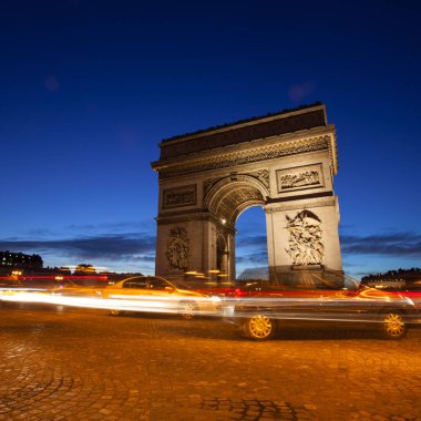 Paris - 6 Ekim 2016:: zafer takı de l Etoile (arc de triomphe). Anıt Jean Chalgrin tarafından 1806 yılında Paris, Fransa, 6 Ekim 2016 üzerinde tasarlanmıştır