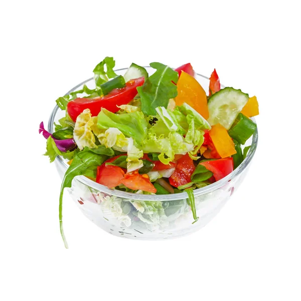 Salada de legumes fresca e saudável isolada no fundo branco — Fotografia de Stock