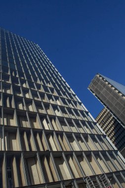 Paris, Fransa-4 Ekim 2016-1995 yılında Inşa edilmiş, Landmark cam bina Bibliotheque Nationale Francois Mitterrand Paris 'te Fransız mimar Dominique Perrault tarafından dört açık kitap olarak tasarlandı.