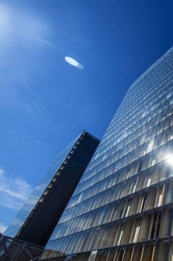 Paris, Fransa-4 Ekim 2016-1995 yılında Inşa edilmiş, Landmark cam bina Bibliotheque Nationale Francois Mitterrand Paris 'te Fransız mimar Dominique Perrault tarafından dört açık kitap olarak tasarlandı.