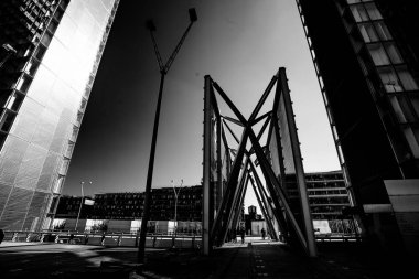 Paris, Fransa-4 Ekim 2016-1995 yılında Inşa edilmiş, Landmark cam bina Bibliotheque Nationale Francois Mitterrand Paris 'te Fransız mimar Dominique Perrault tarafından dört açık kitap olarak tasarlandı.