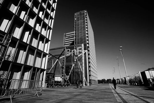 París Francia Octubre 2016 Construido 1995 Emblemático Edificio Cristal Biblioteca —  Fotos de Stock