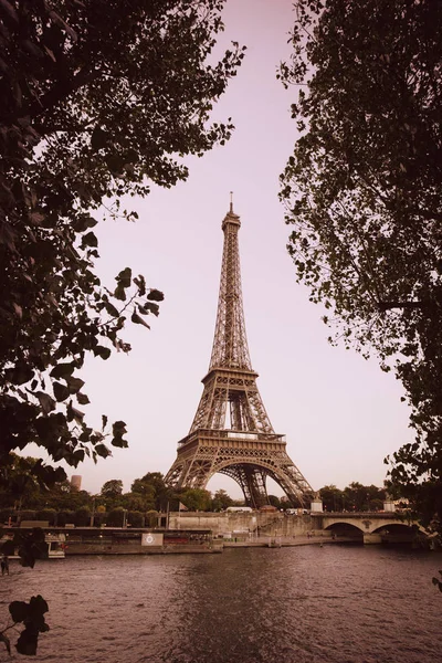 Torre Eiffel Partir Rio Sena Paris — Fotografia de Stock