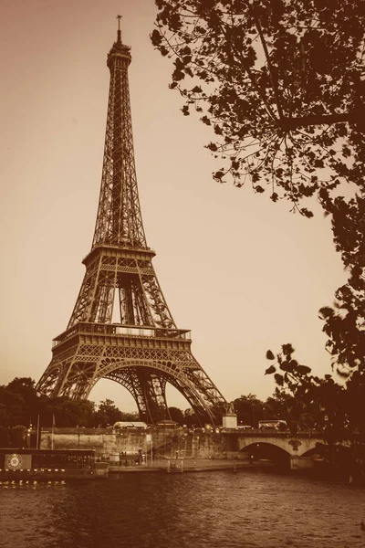 Eiffel Tower River Seine Paris — Stock Photo, Image