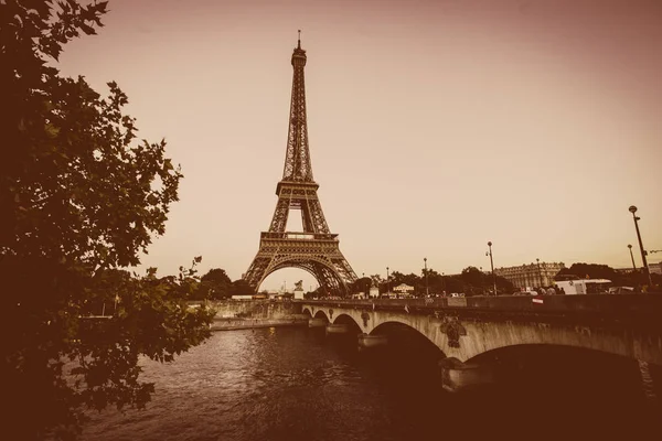 Torre Eiffel Dalla Senna Parigi — Foto Stock