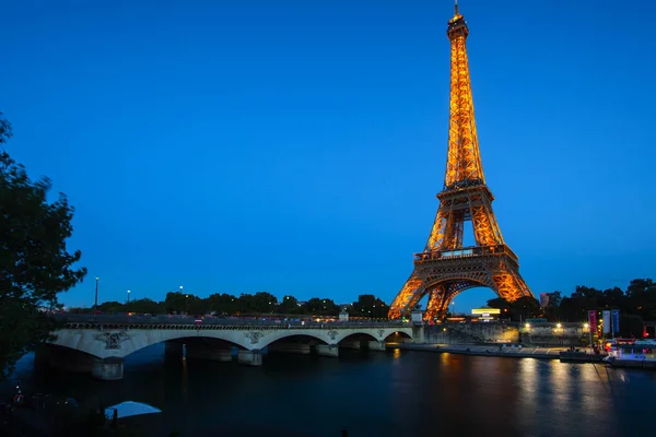 Paris Outubro Torre Eiffel Iluminação Festiva Para Aniversário Está Aberto — Fotografia de Stock