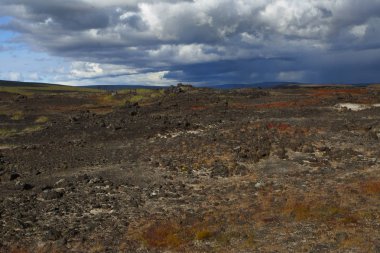 Izlanda 'da yanardağ ile görünüm
