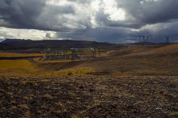 Paysage avec centrale électrique en Islande — Photo