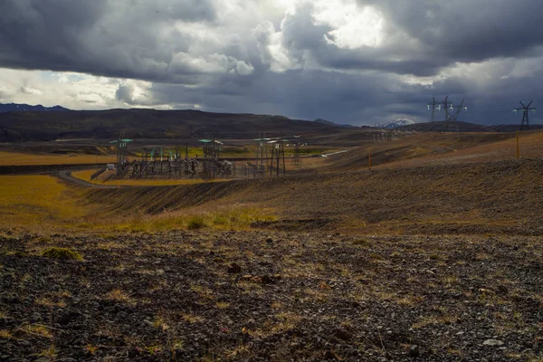 Paisaje con central eléctrica en Islandia —  Fotos de Stock