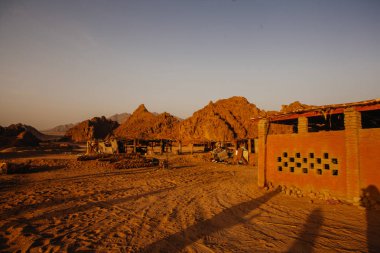 Şarm El-Şeyh ' i n kuzeyinde Mısır çölünde Beduin barları