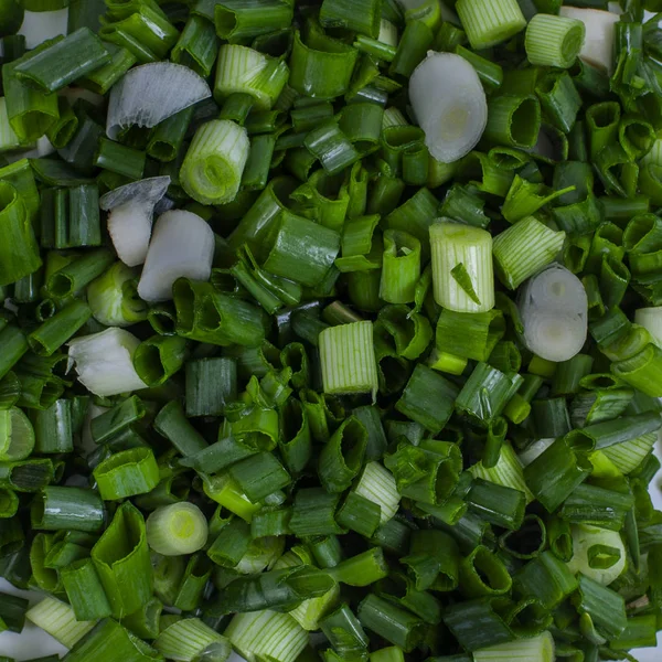Kıyılmış genç yeşil soğan, arka plan — Stok fotoğraf
