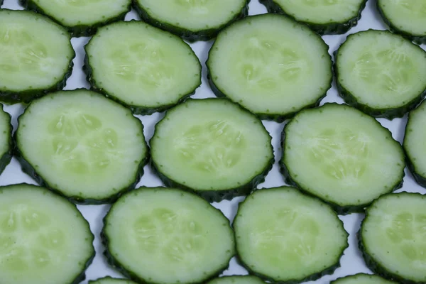 Frische grüne Gurken Hintergrund - gesunde Ernährung — Stockfoto