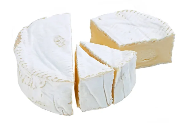 Aislamiento de queso Brie en blanco —  Fotos de Stock