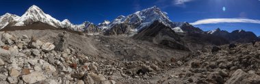 Everest saha kampı trek, nepal. Himalayalar sayısı