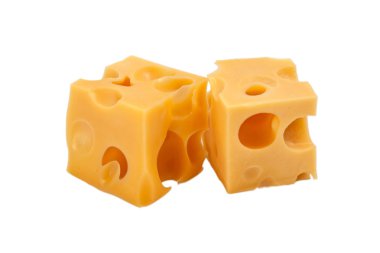 Beyaz arka plan üzerinde izole sarı peynir