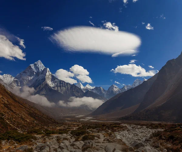 Pohoří Nachází Okolí Tengboche Oblasti Everest Nepálu — Stock fotografie