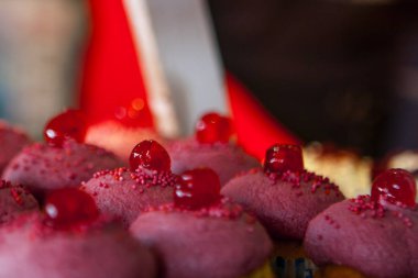 Belçika'da pazarda çilekcupcakes