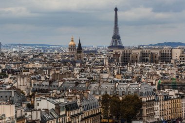 Notre Dame de Paris, Fransa'dan Eyfel kulesi ile Paris'in En İyi Görünümü 