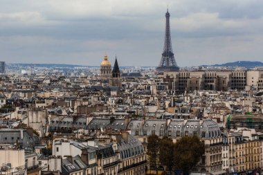 Notre Dame de Paris, Fransa'dan Eyfel kulesi ile Paris'in En İyi Görünümü 