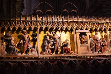 PARIS - 1 Ekim 2016 'da Notre Dame de Paris Katedrali İçişleri. Notre Dame inşaatı 1163 yılında başladı ve 1345 yılında tamamlandı..