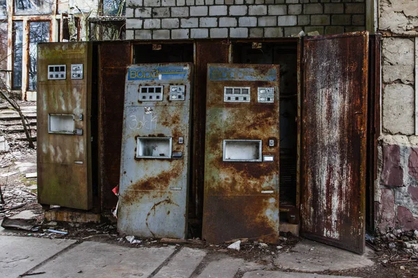 Pripyat Ucrânia Novembro 2018 Máquinas Venda Automática Enferrujadas Para Venda — Fotografia de Stock