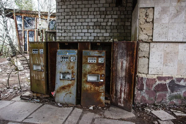 Pripyat Ukraine Novembre 2018 Distributeurs Automatiques Rouillés Vendre Eau Gazeuse — Photo