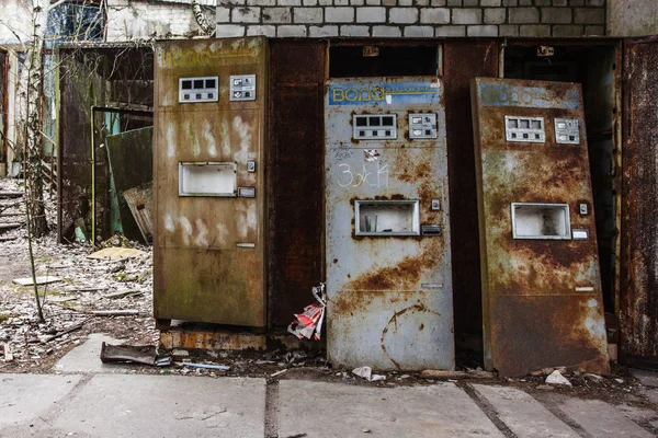 Pripjat Ukraina November 2018 Rusty Varuautomater För Försäljning Soda Vatten — Stockfoto