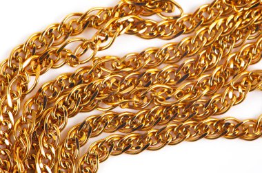 Beyaz zemin üzerine altın zincir