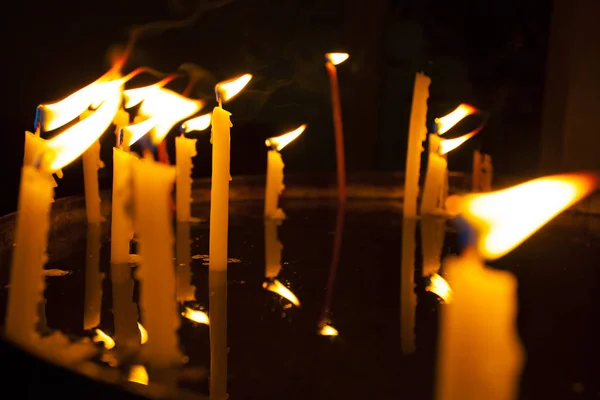 Свечи Зажжены Соборе Святой Гробницы Иерусалиме — стоковое фото