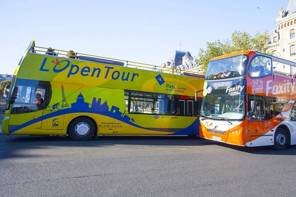 Parijs Frankrijk Oktober 2016 Toeristen Bus Het Hart Van Hoofdstad — Stockfoto