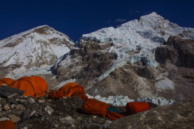 Everest ana kampı, Nepal, 20 Ekim 2018 - Mount hiç görünümünden