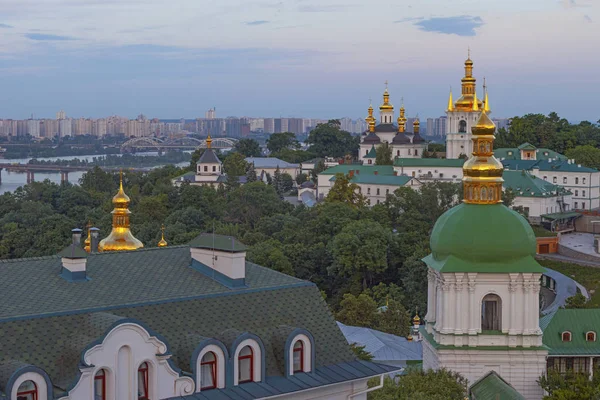 Blick Von Oben Auf Kiev Mit Kievo Pecherska Lavra Und — Stockfoto