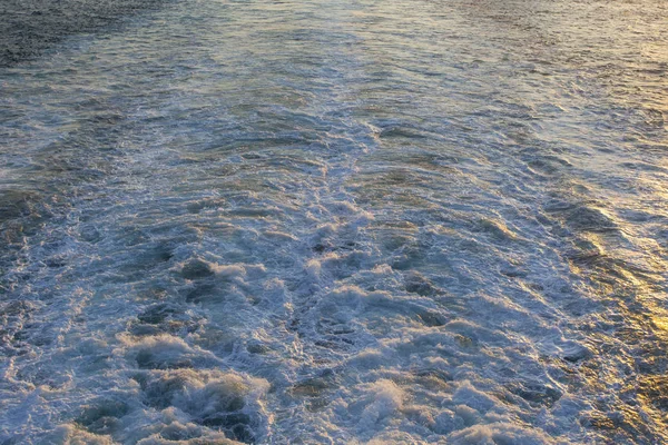 Удивительные Цвета Воды Волнами Средиземного Моря — стоковое фото