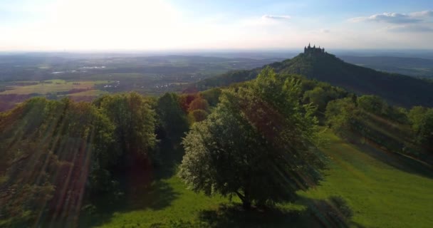 有名なホーエンツォレルン城 ドイツの空中ビュー ドローンで撮影した — ストック動画